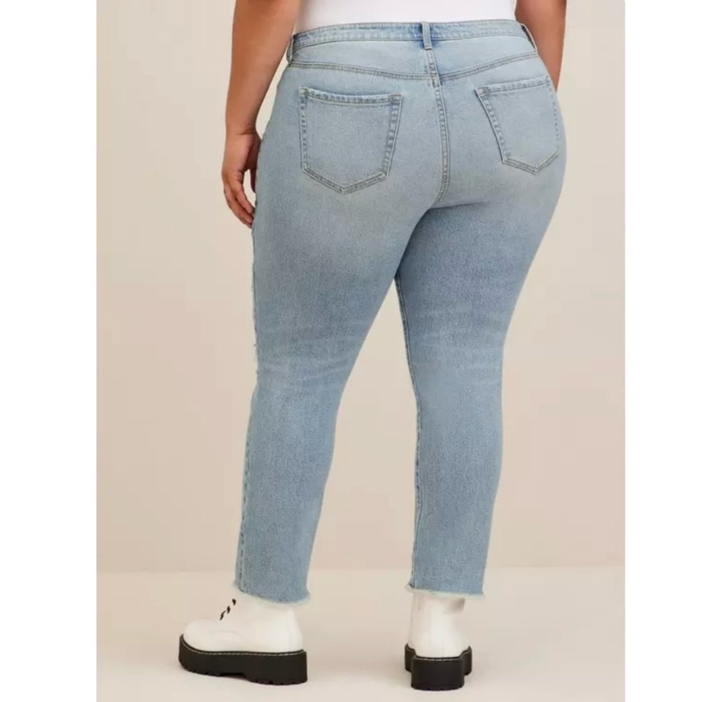Torrid Womens Straight Vintage Jeans Size 26 High-Rise Sequin Backed Medium Wash - Picture 2 of 9